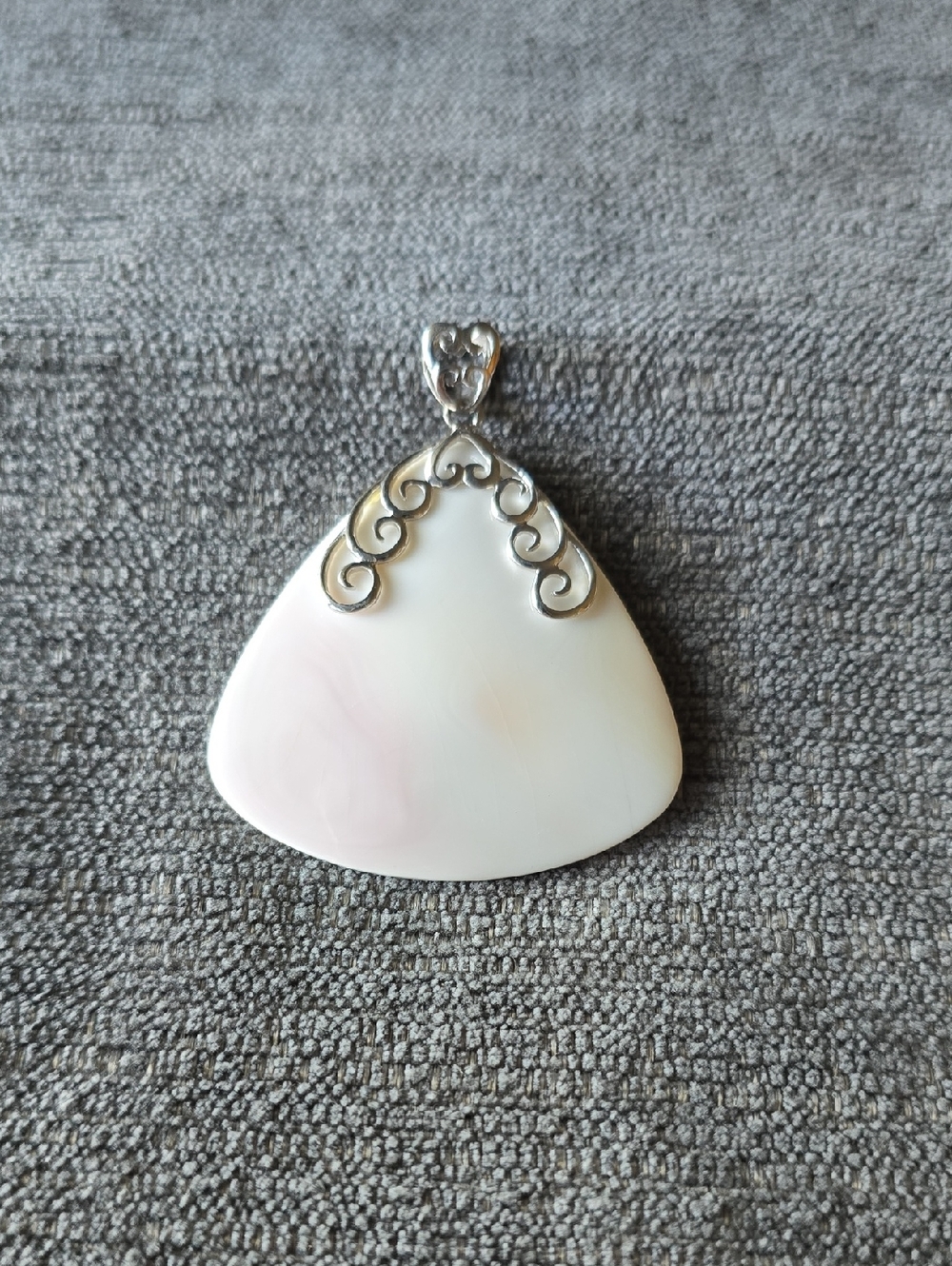 925 Sterling Silver Pink Conch Pendant